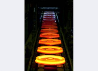 ЕВРАЗ и «Рейл Сервис» заключили договор на поставку железнодорожных колес