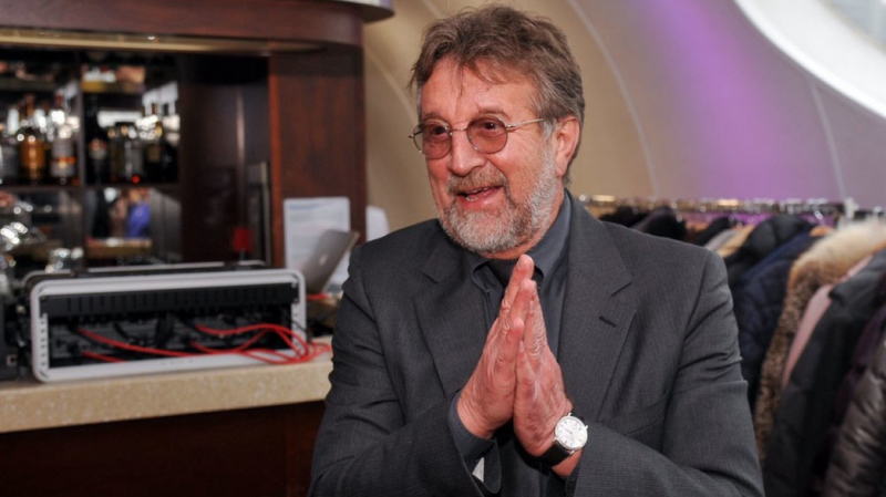 Леонид Ярмольник пригласил зрителей на их совместный с Николаем Фоменко спектакль