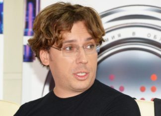 Максим Галкин показал Аллу Пугачеву без макияжа за скромным семейным ужином