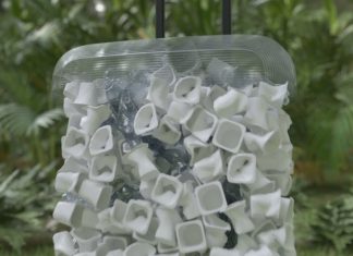 Samsonite превратила пластиковые бутылки и баночки из-под йогурта в чемоданы