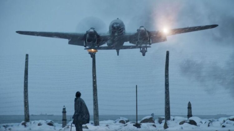 Сын советского летчика Девятаева одобрил фильм Бекмамбетова 