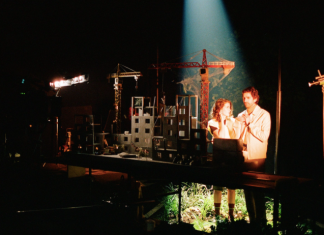 The Clients и «Самолет» избавляют людей от приключений