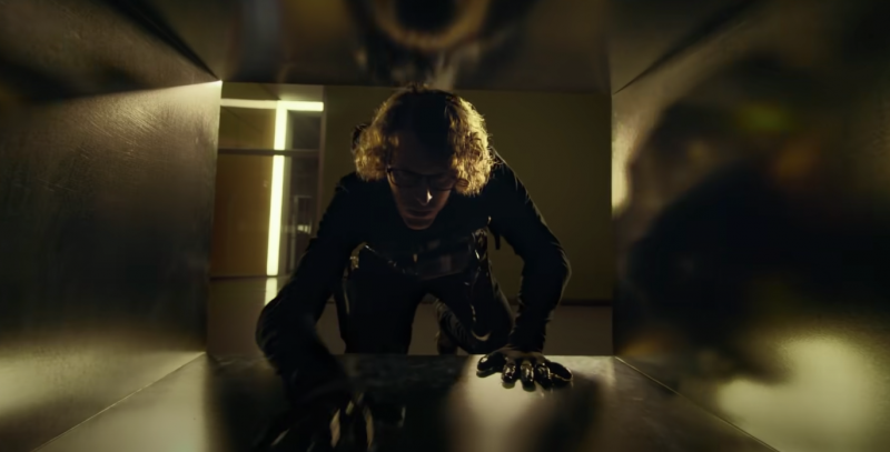 Тим Кук стал шпионом в рекламе iPad Pro 