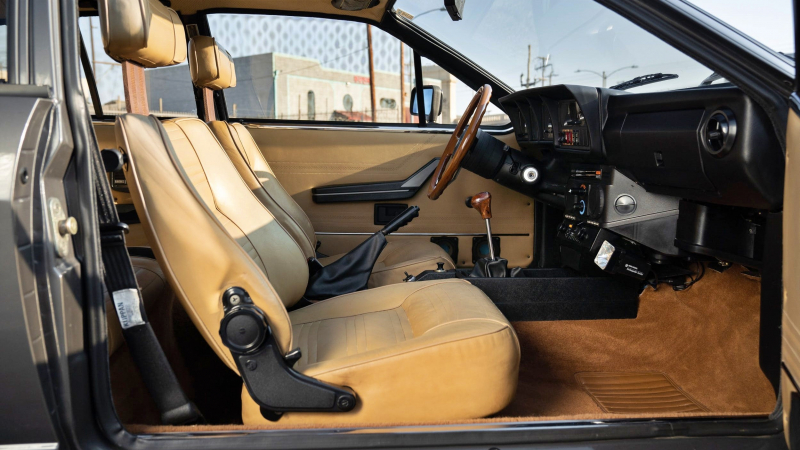 Alfa Romeo GTV6 Марио Андретти выставлена на продажу: скромный пробег и почти без коррозии