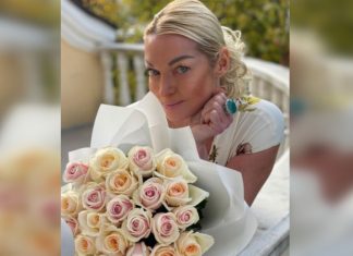 Анастасия Волочкова продемонстрировала натруженные ноги после репетиции