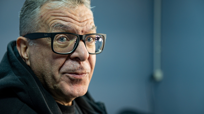 Андрей Ургант указал на существенную разницу между Москвой и Петербургом