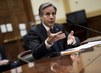 Блинкен ушел от ответа на вопрос об отключении России от системы платежей SWIFT