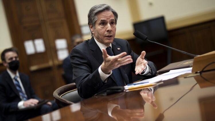 Блинкен ушел от ответа на вопрос об отключении России от системы платежей SWIFT 