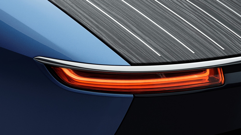 Бросить якорь и откупорить бутылки: Rolls-Royce представил уникальный кабриолет Boat Tail