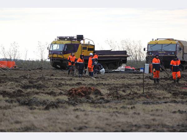 Бумаги "Норникеля" усиливают падение, обновляя минимумы