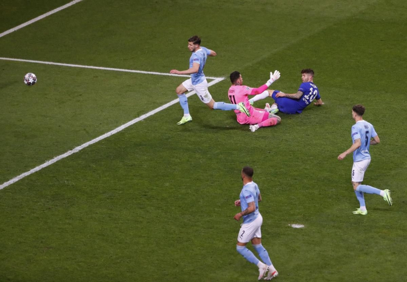 Челси во второй раз в истории выиграл Лигу чемпионов: яркие фото финала и церемонии награждения