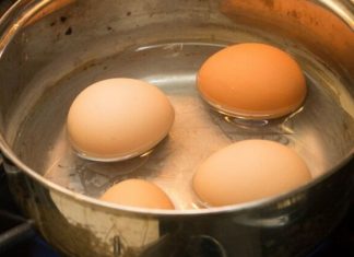 Диетолог рассказала об опасности использования яиц в качестве завтрака