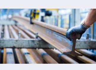 ЕВРАЗ ЗСМК модернизирует оборудование неразрушающего контроля рельсов