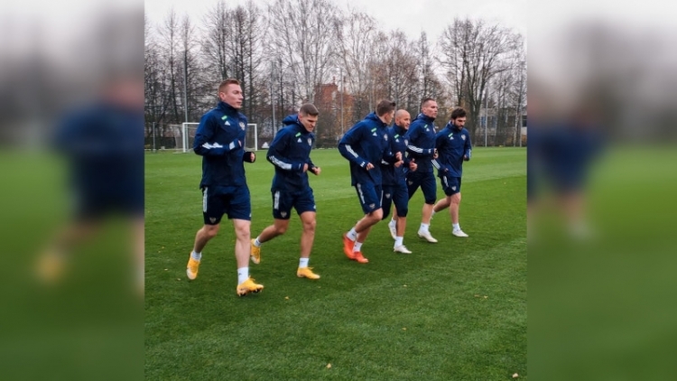 Фернандес досрочно завершил последнюю тренировку сборной России в Новогорске 