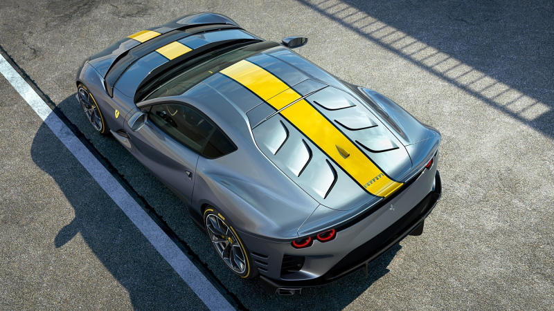 Ferrari 812 Competizione: изощрённая аэродинамика, сниженный вес и перерождённый V12
