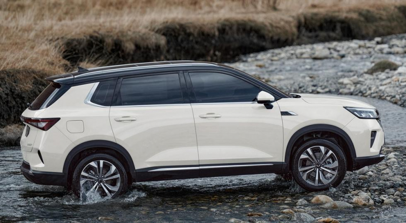 GM и SAIC готовят новый недорогой кроссовер размером с RAV4: модель будет глобальной