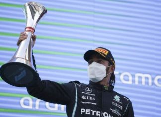 Хэмилтон выиграл третий этап «Формулы-1» в этом сезоне