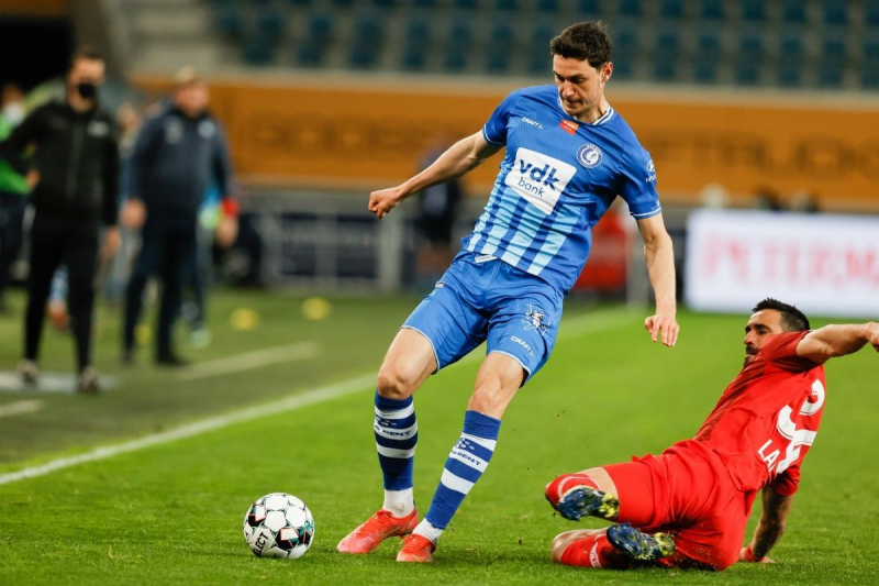 Юбилейная отметка: футболист сборной Украины забил очередной гол в Бельгии (видео)