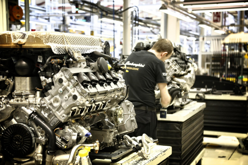 Концерн VW отказался продавать Lamborghini и отклонил предложение швейцарцев