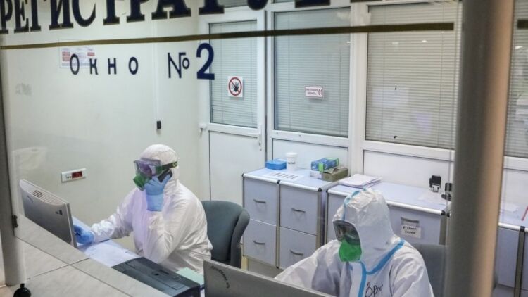 Коронавирусом в России заразились еще 9252 человека
