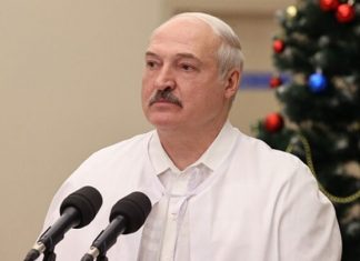 Лукашенко анонсировал белорусскую вакцину от COVID-19
