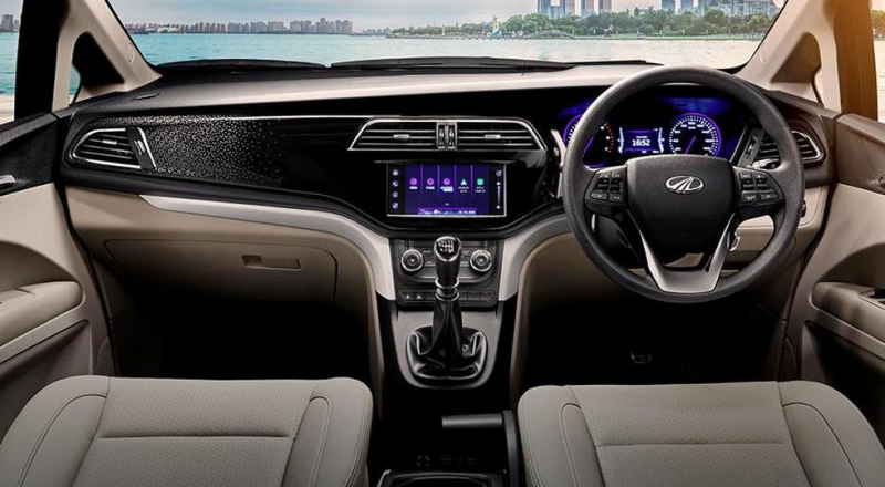 Mahindra Marazzo может завершить карьеру досрочно, не выдержав конкуренции с Suzuki и Toyota