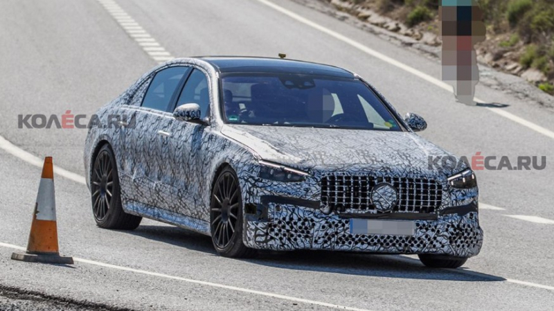 Новинки Mercedes-AMG: подключаемые гибриды GT 73 e и S 63 e попались на камеру