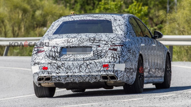 Новинки Mercedes-AMG: подключаемые гибриды GT 73 e и S 63 e попались на камеру
