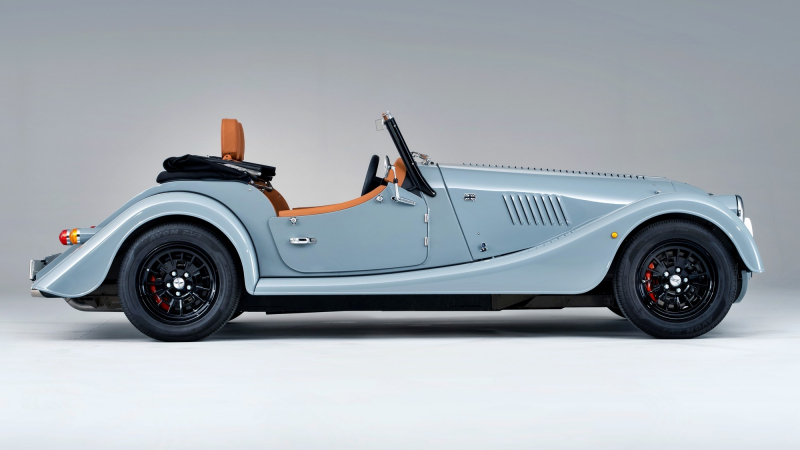 Обновлённые Morgan Plus Four и Plus Six: больше комфорта и неистовый рёв мотора