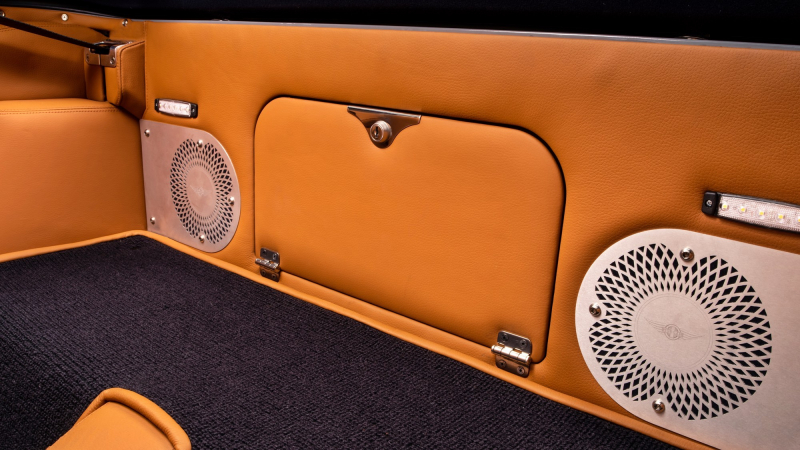 Обновлённые Morgan Plus Four и Plus Six: больше комфорта и неистовый рёв мотора