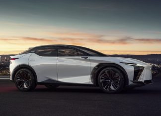 Планы Lexus: первая модель PHEV выйдет в этом году, а новый электрокар – в 2022-ом