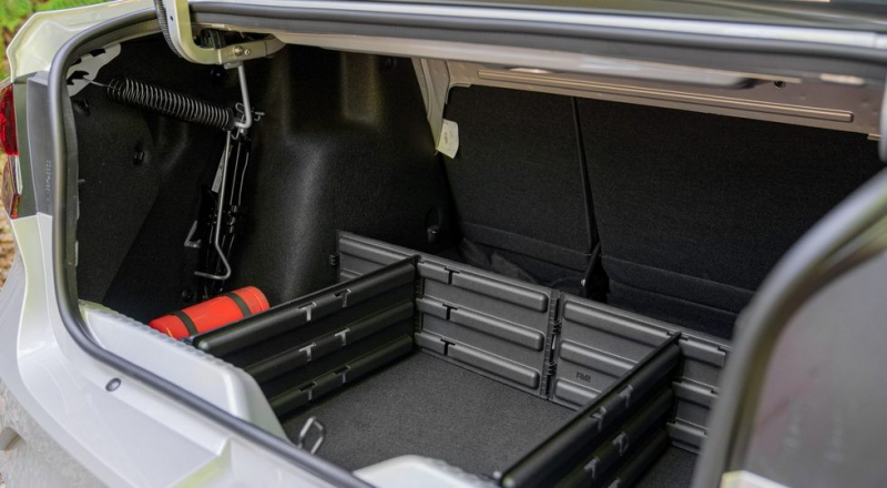 Преемник Renault Logan выходит на рынок: дизель седану Taliant так и не достался