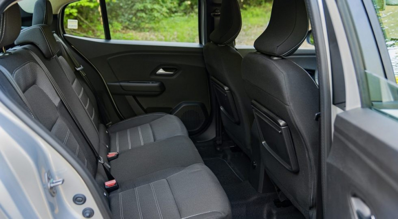 Преемник Renault Logan выходит на рынок: дизель седану Taliant так и не достался