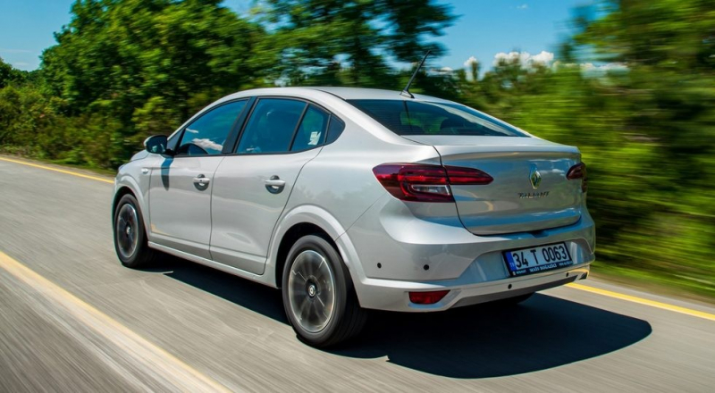 Преемник Renault Logan выходит на рынок: дизель седану Taliant так и не достался