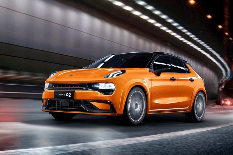 Превратившийся из SUV в хот-хэтч Lynk & Co 02 готовится к старту продаж: 6,2 секунды до сотни