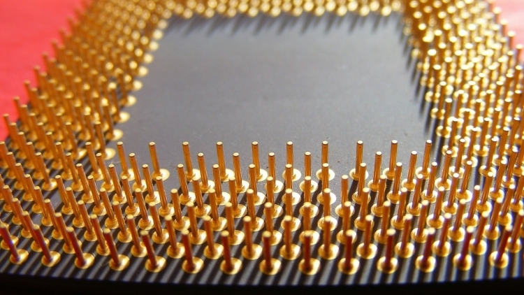 Производительность процессоров от AMD и Intel может быть снижена в целях безопасности 