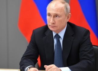 Путин назвал борьбу за жизнь пострадавших в Казани главной задачей государства