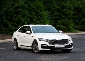 Рестайлинговый представительский седан Kia K900: новые изображения
