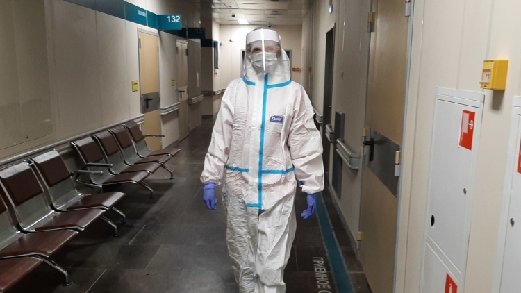 Российские врачи зафиксировали 8951 случай заражения COVID-19 за сутки