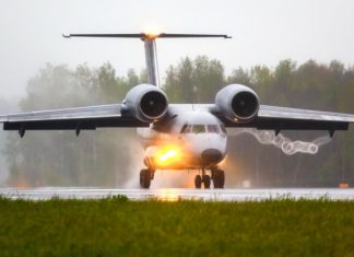 Российских летчиков могут впервые вооружить стрелковым оружием