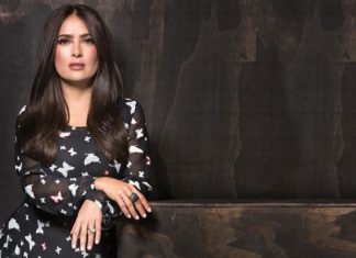 Сальма Хайек вспомнила, как чуть не умерла от COVID-19