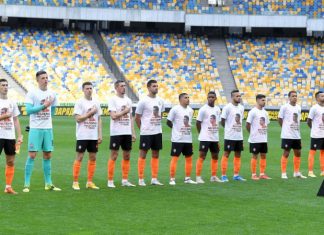 Шахтер выиграл в УПЛ впервые за три тура