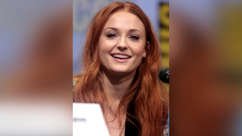 Софи Тернер с мужем пытается завести второго ребенка