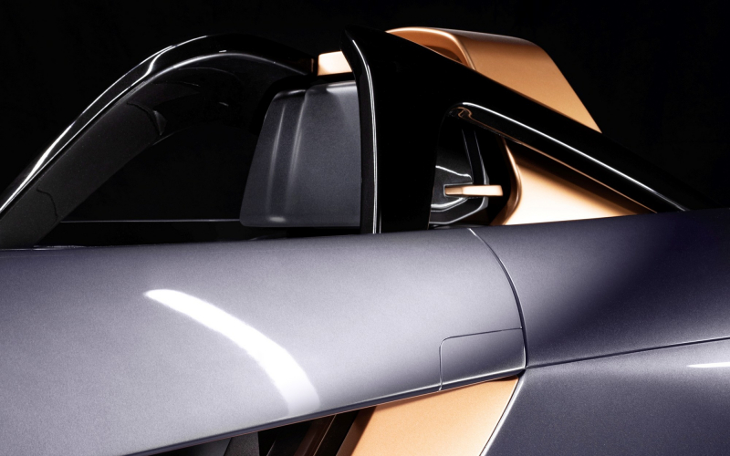 Suzuki Misano — гибрид автомобиля и мотоцикла с тандемной посадкой