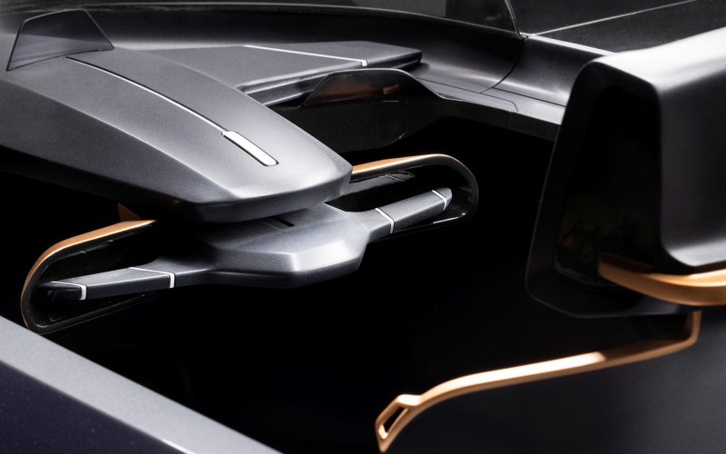 Suzuki Misano — гибрид автомобиля и мотоцикла с тандемной посадкой