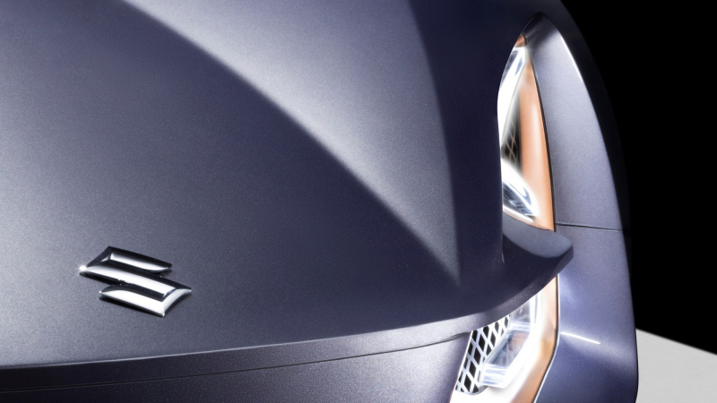 Suzuki Misano — гибрид автомобиля и мотоцикла с тандемной посадкой