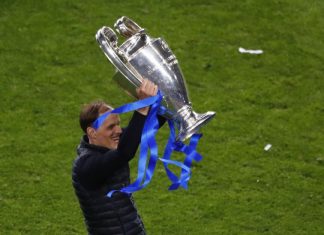 Тренер Челси зажег в раздевалке после победы в Лиге чемпионов (видео)