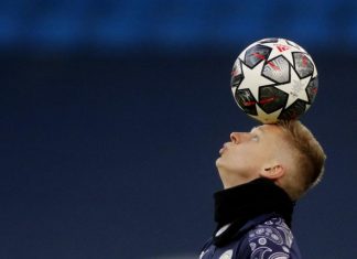 Украинский футболист Зинченко включен в команду недели в Лиге чемпионов