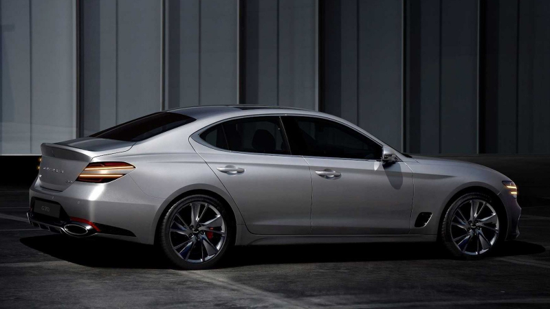 Универсал Genesis G70: новые изображения