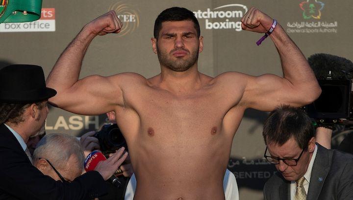 Усику официально предложили бой против нового соперника